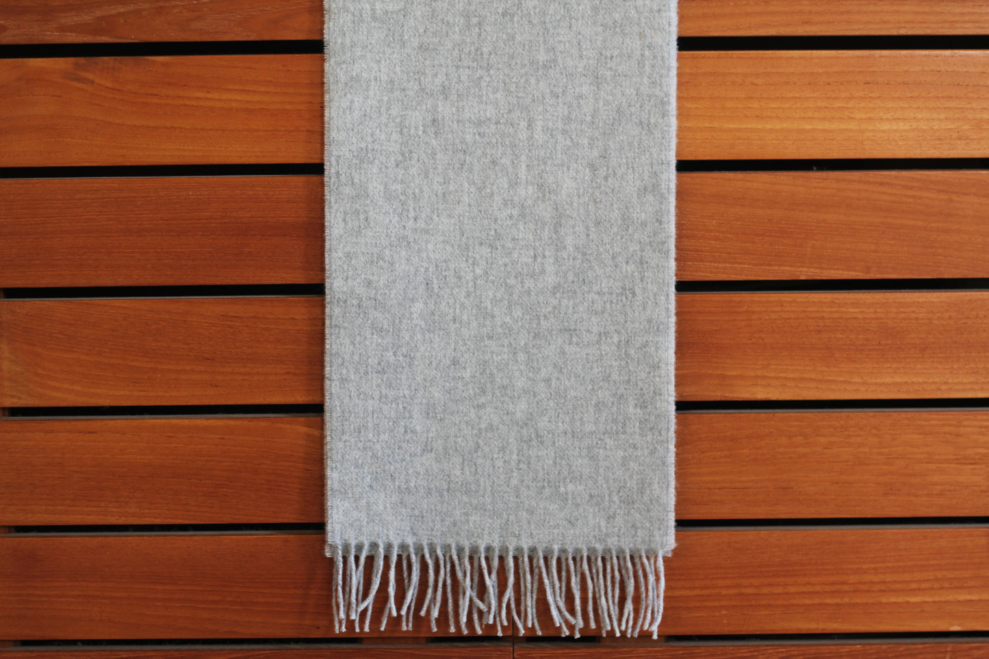 ÉCHARPE UNI GRIS CLAIR