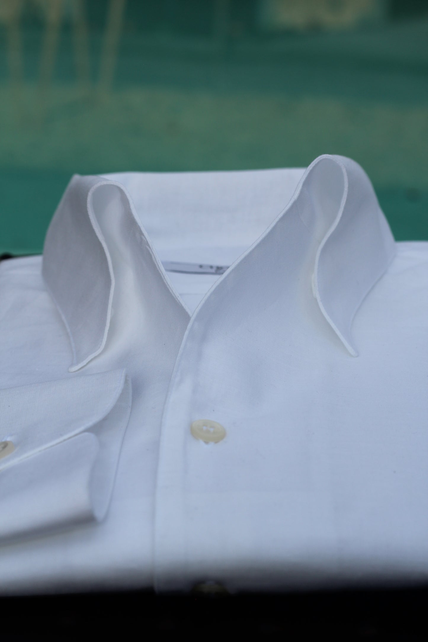 Col 1 piece blanc